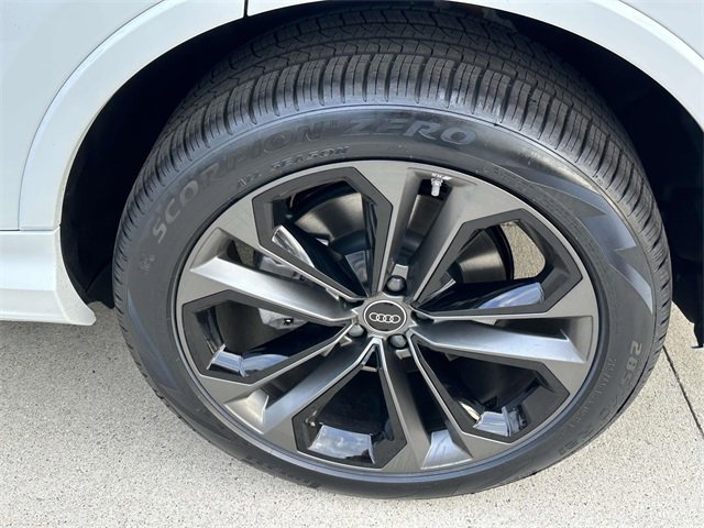 2025 Audi Q7 Premium Plus photo 4