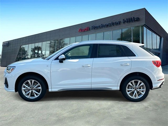2025 Audi Q3 S line Premium photo 2