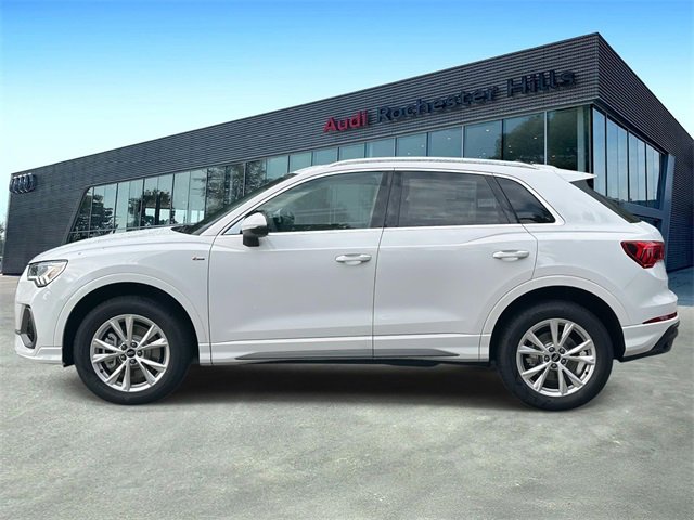 2025 Audi Q3 S line Premium photo 2
