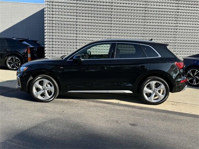 Used 2024 Audi Q5 Prestige with VIN WA1FAAFY1R2055367 for sale in Rochester, MI