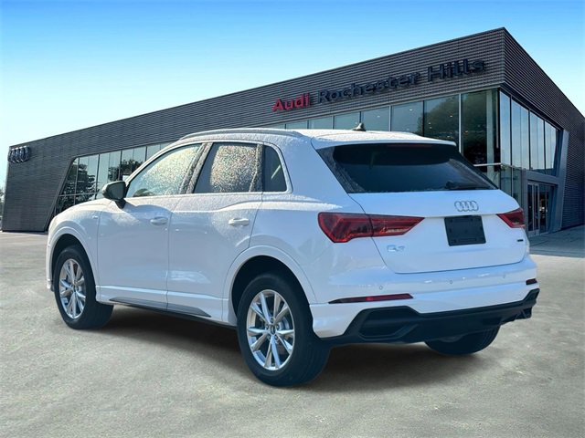 2025 Audi Q3 S line Premium photo 3