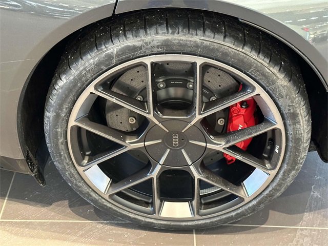 2025 Audi RS e-tron GT photo 4