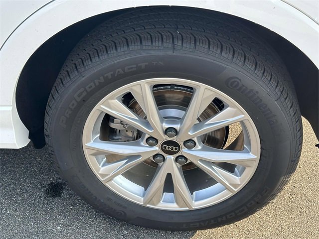 2025 Audi Q3 S line Premium photo 4