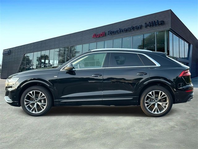 2023 Audi Q8 55 Premium Plus photo 2