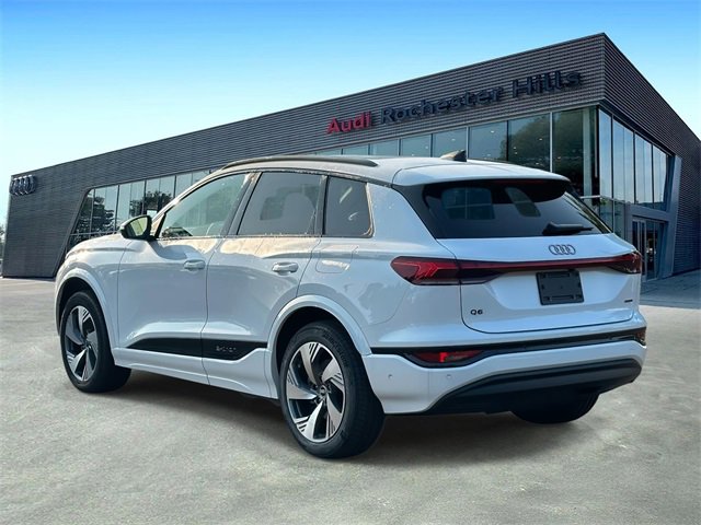 2025 Audi Q6 E-tron Premium Plus photo 3