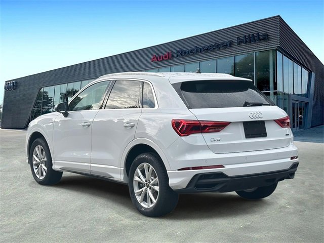 2025 Audi Q3 S line Premium photo 3
