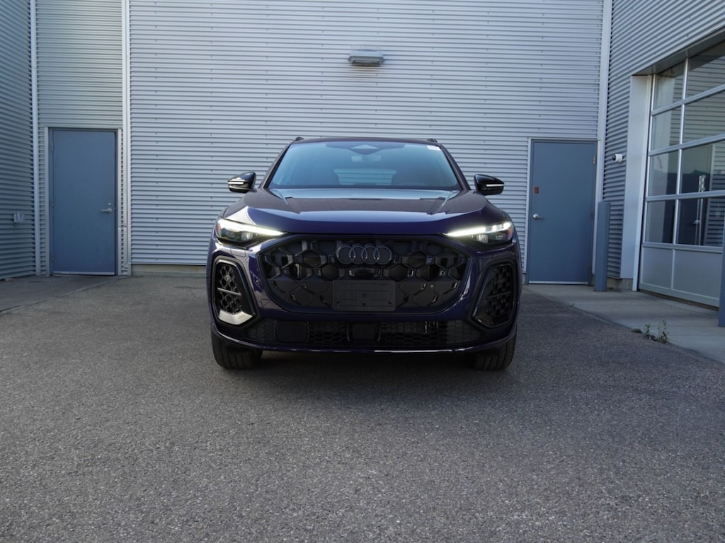 New 2025 Audi 2.0T Progressiv WAS $75,049 SUV