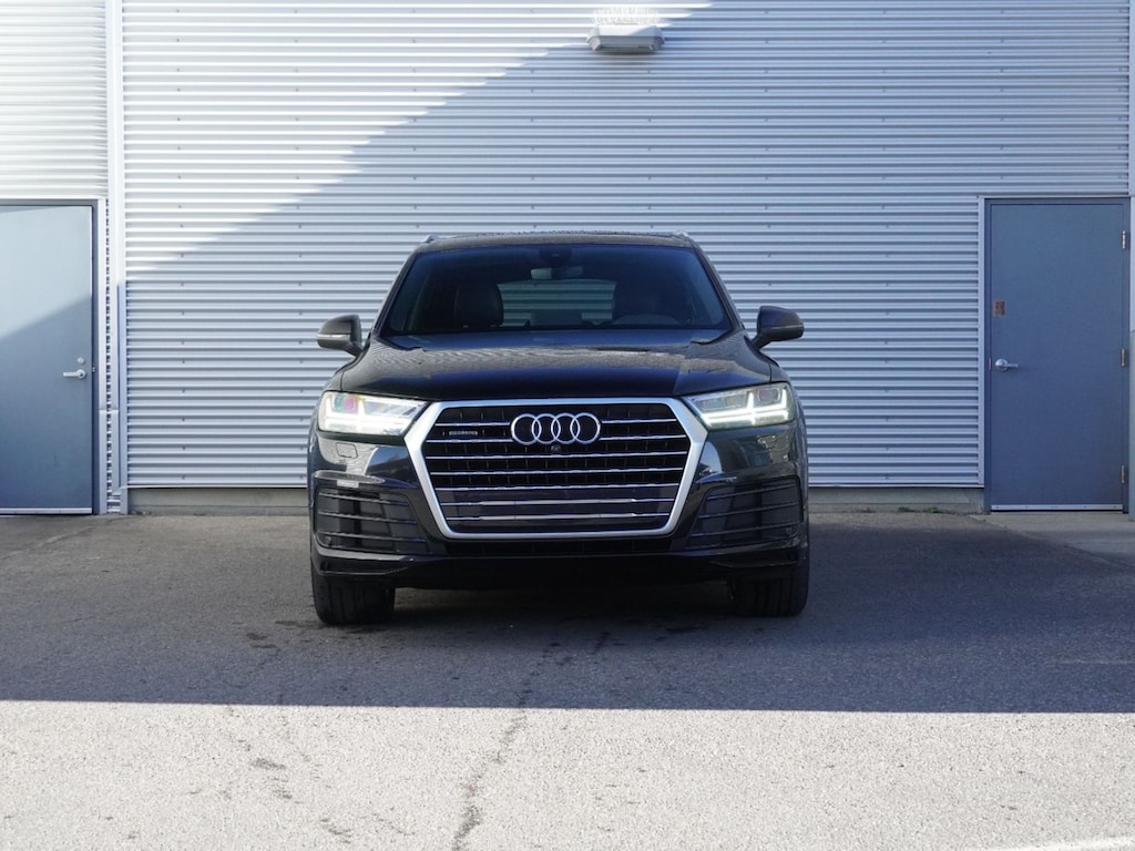 Used 2017 Audi  3.0T Technik SUV