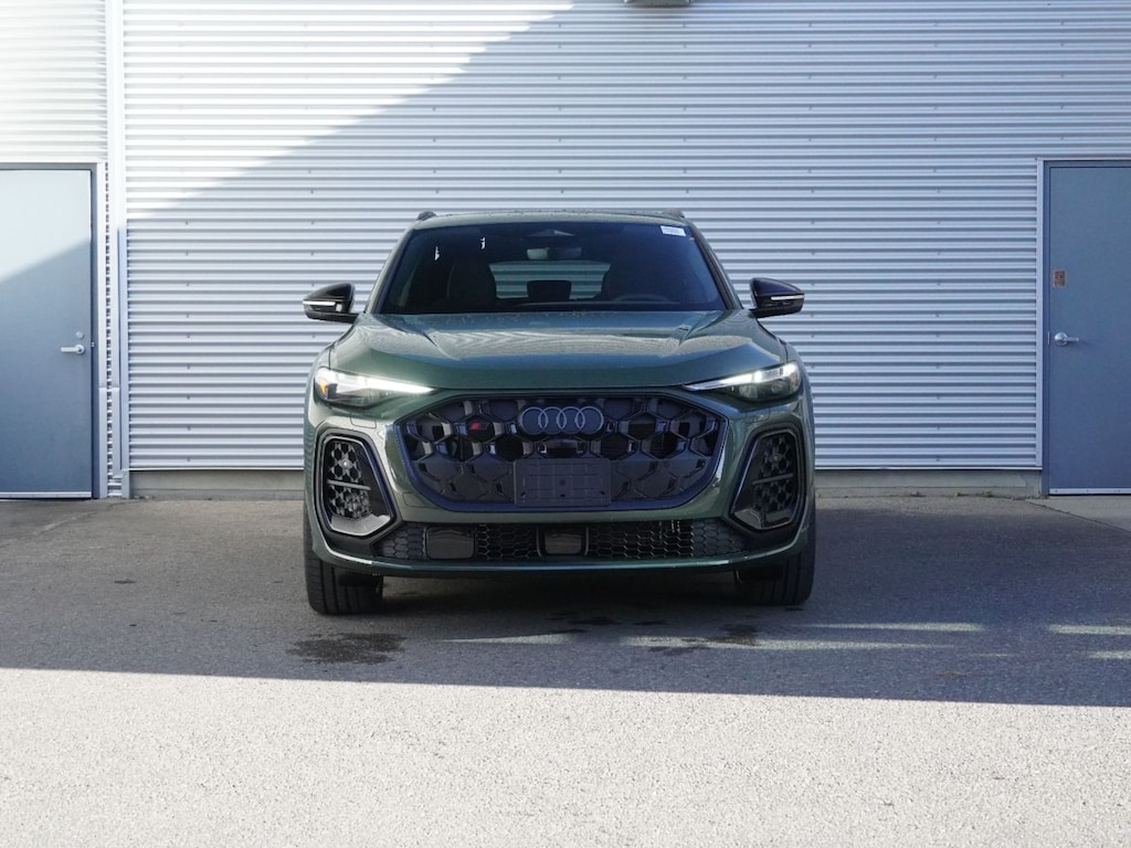 New 2025 Audi 3.0T Technik SUV