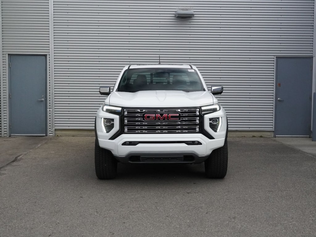 Used 2024 GMC  Denali Truck Crew Cab