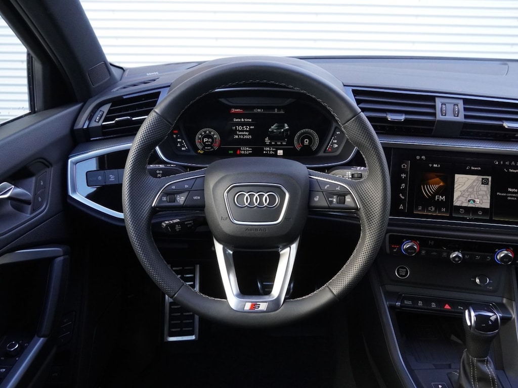 Certified 2025 Audi 45 Technik SUV