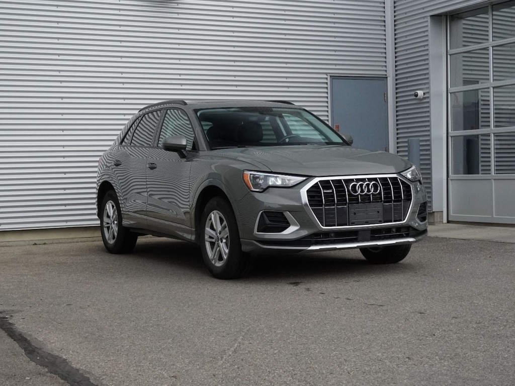 Certified 2022 Audi 40 Komfort SUV