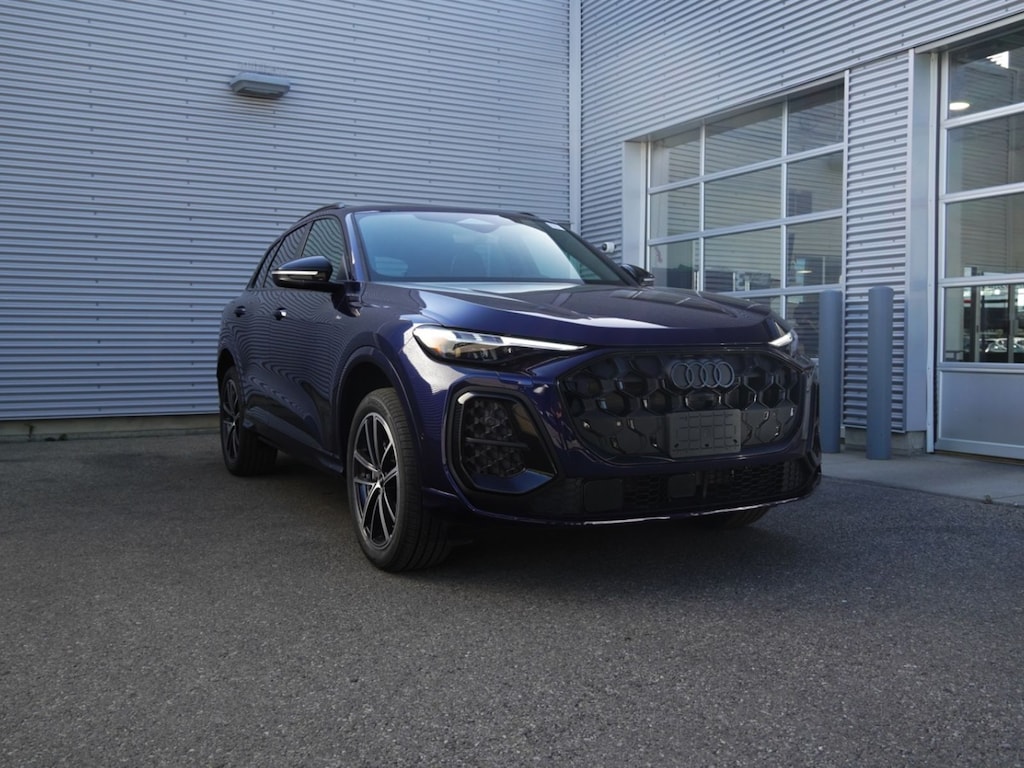 New 2025 Audi 2.0T Progressiv WAS $75,049 SUV