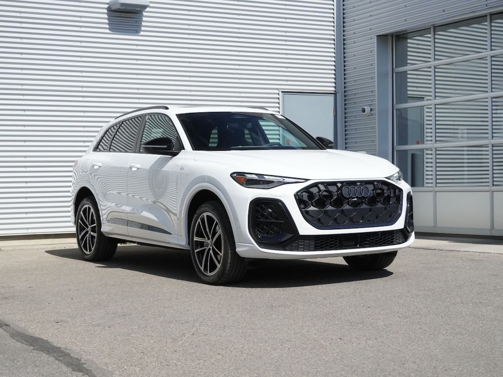 New 2025 Audi 2.0T SUV