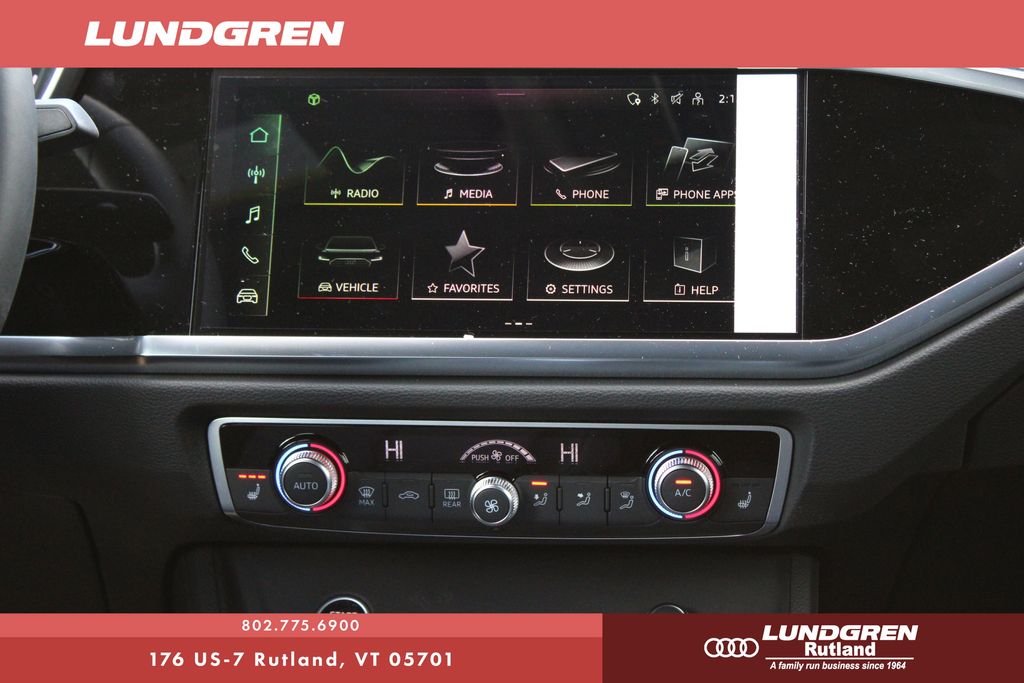 2025 Audi Q3 Premium S line photo 3