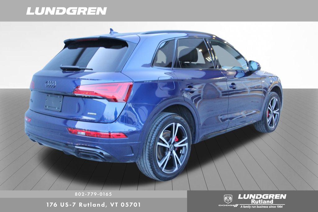 2025 Audi Q5 45 S line Premium Plus photo 3