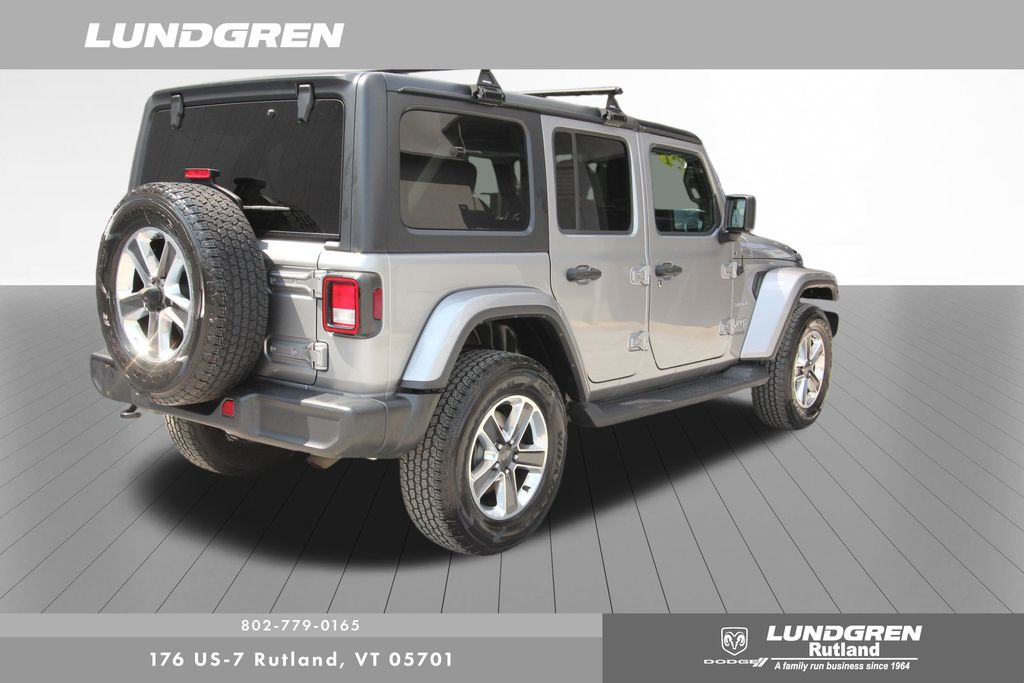 2021 Jeep Wrangler Unlimited Sahara photo 3