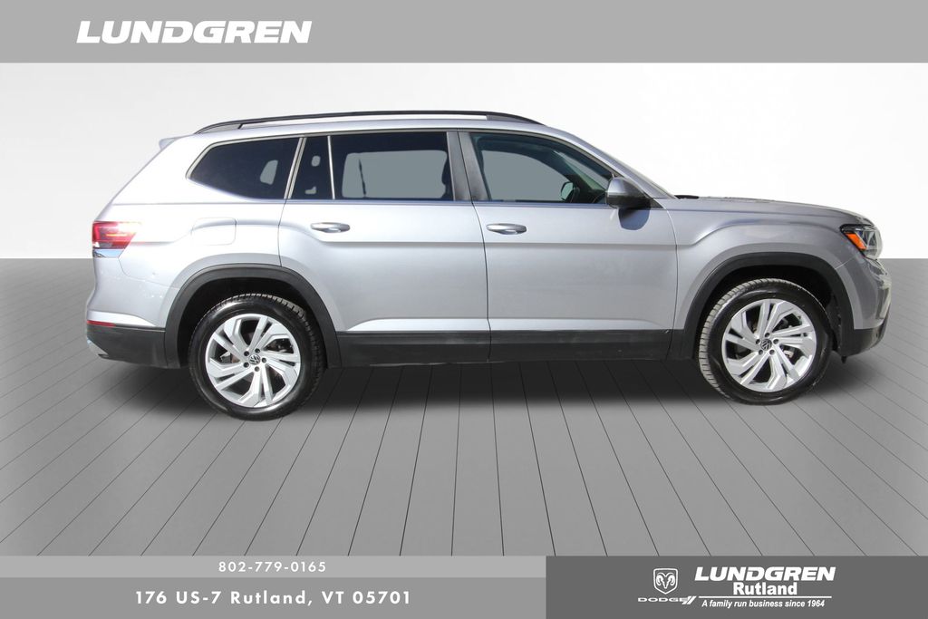 2022 Volkswagen Atlas V6 SE Technology photo 2