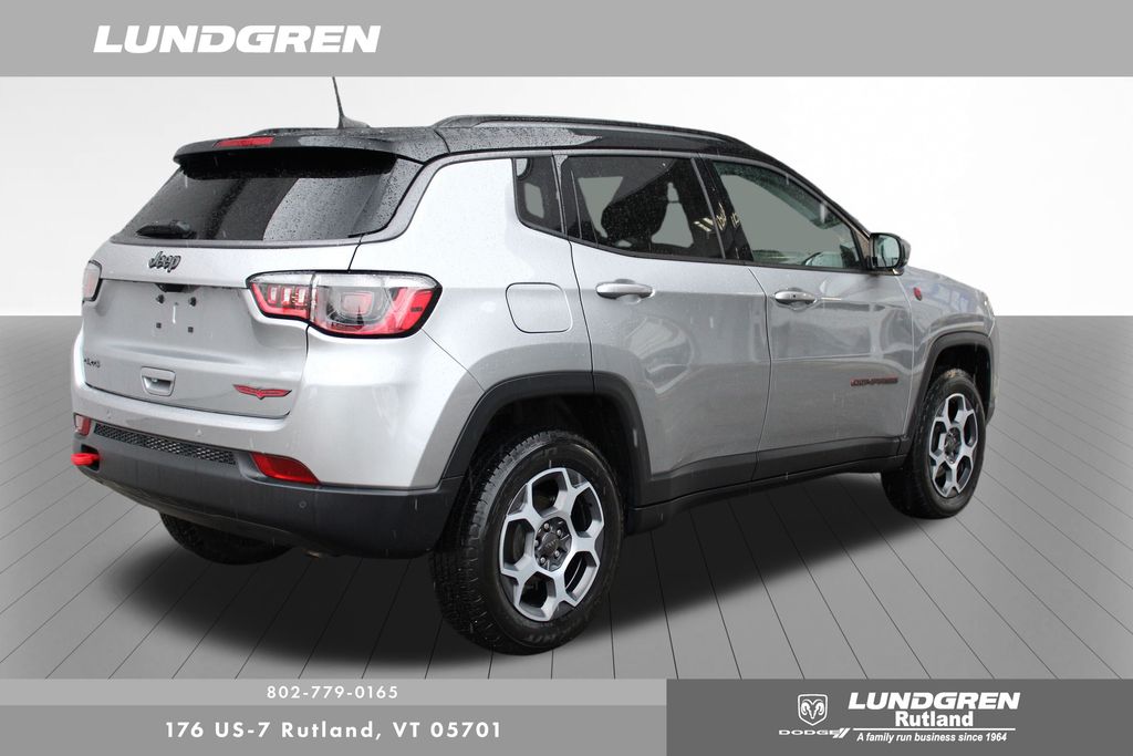 2022 Jeep Compass Trailhawk photo 3
