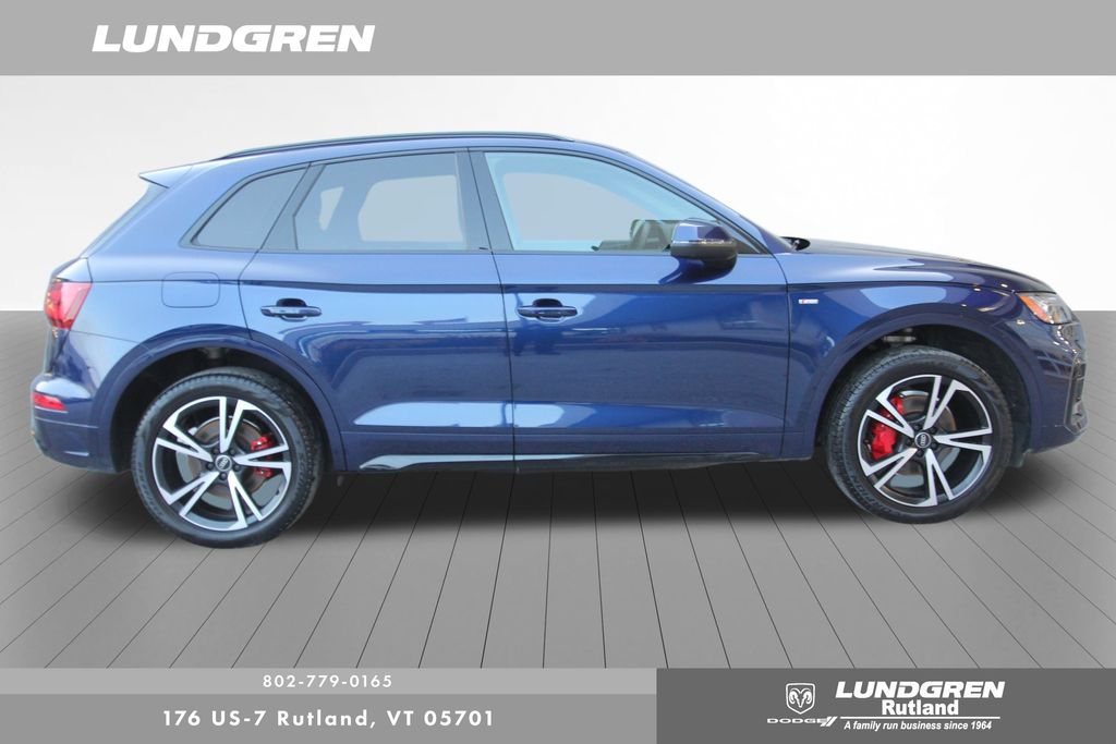 2025 Audi Q5 45 S line Premium Plus photo 2