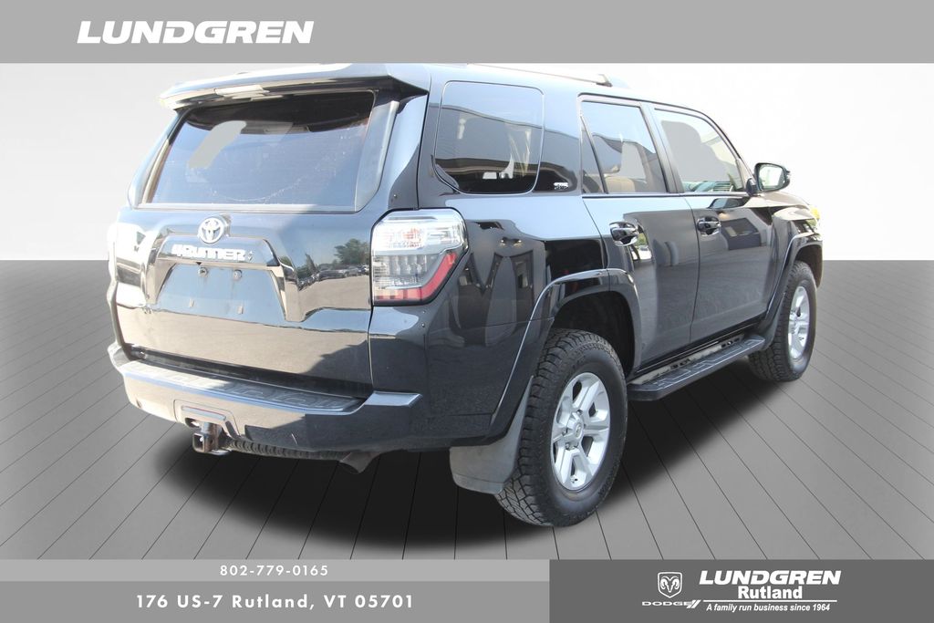 2021 Toyota 4Runner SR5 Premium photo 2