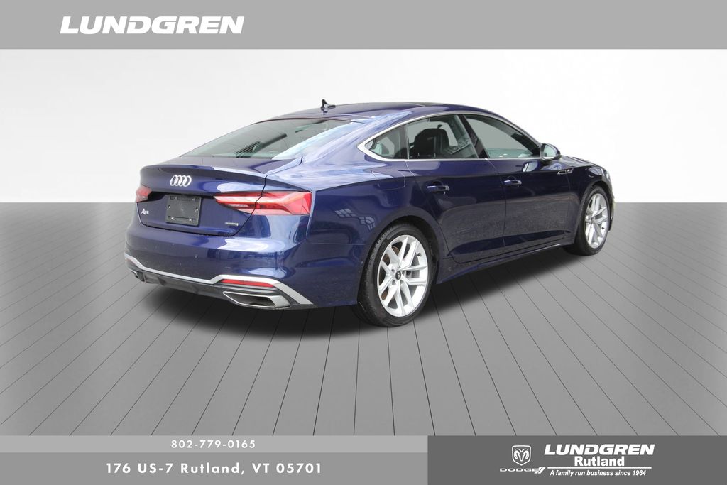 2024 Audi A5 45 S line Prestige Quattro photo 3