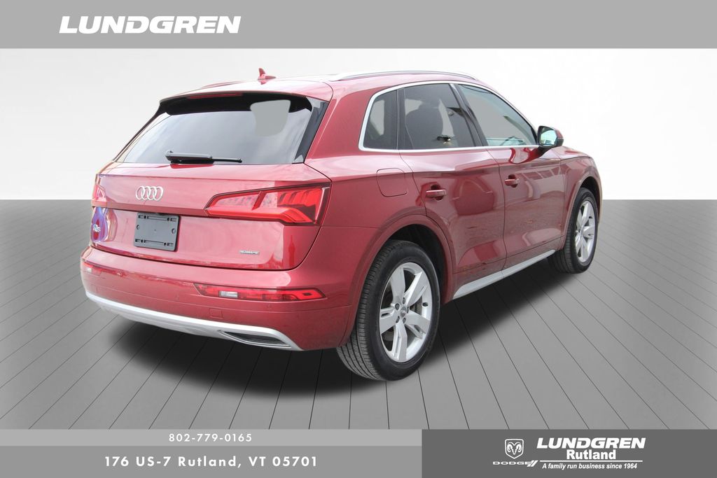 2019 Audi Q5 2.0T Premium Plus photo 2