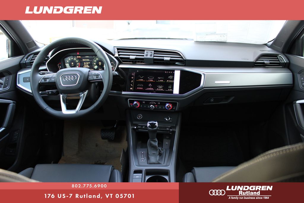 2025 Audi Q3 Premium S line photo 2