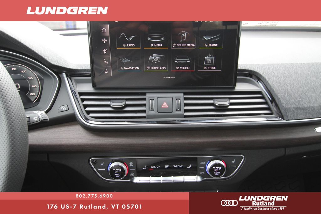 2025 Audi Q5 55 S line Premium Plus photo 3