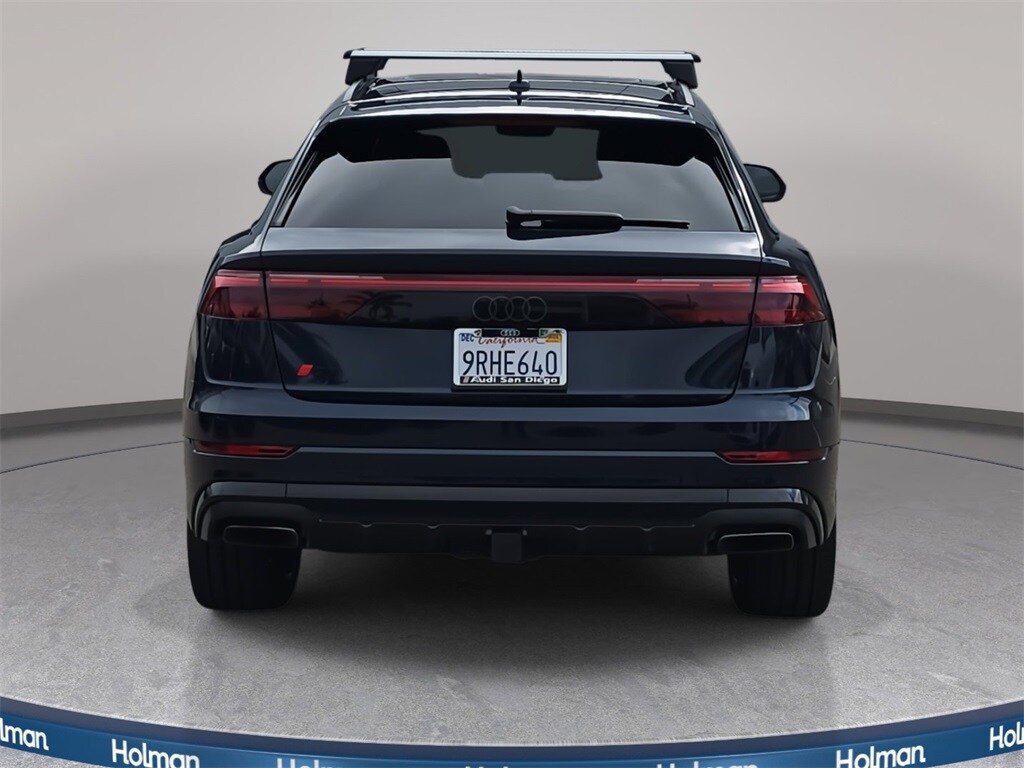 2024 Audi Q8 55 Premium Plus photo 3