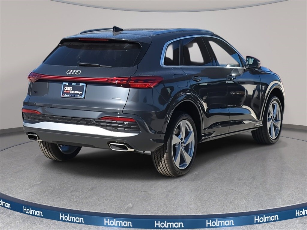 2025 Audi Q5 2.0T Premium Plus photo 2