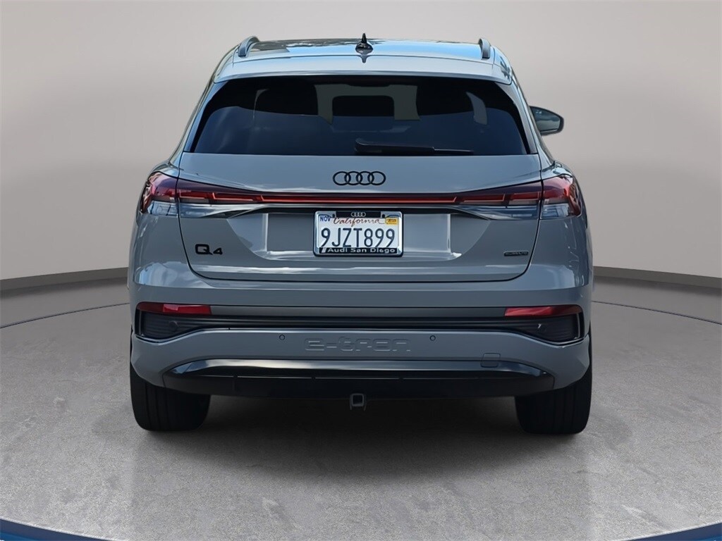 2024 Audi Q4 E-tron Premium Plus photo 2