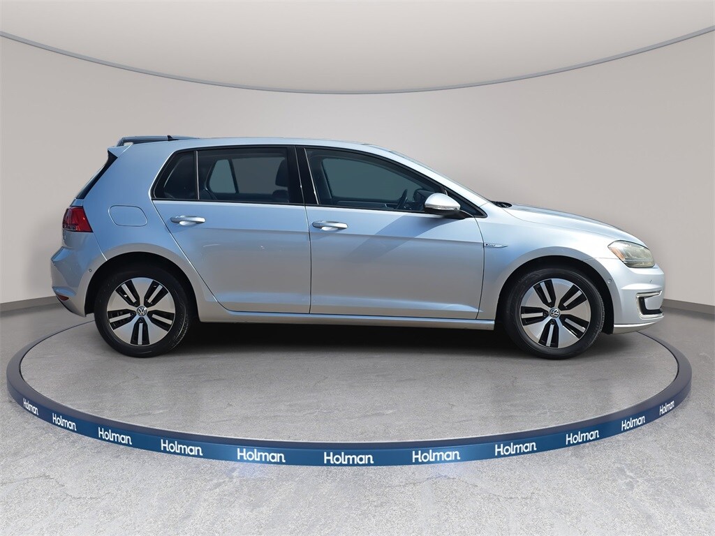 2016 Volkswagen e-Golf SEL Premium photo 2