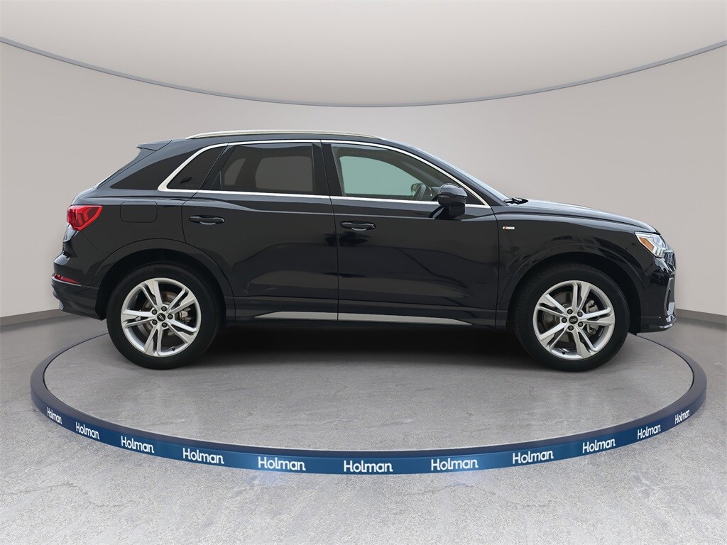 2024 Audi Q3 Premium S line photo 2