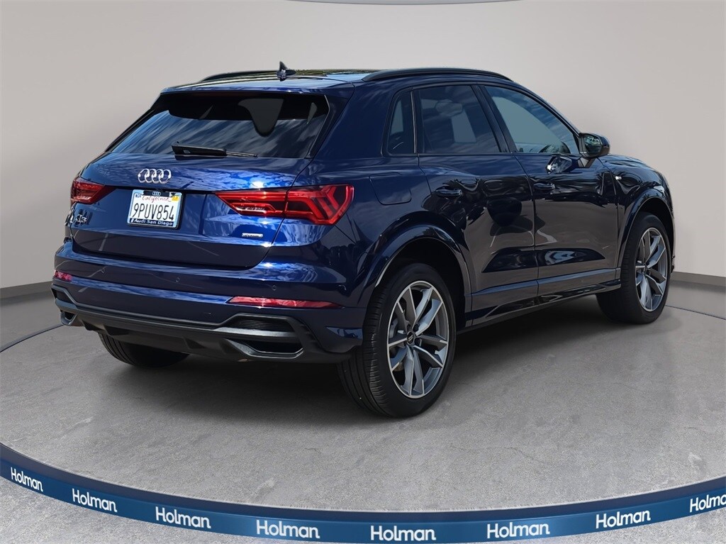 2024 Audi Q3 Premium Plus photo 3