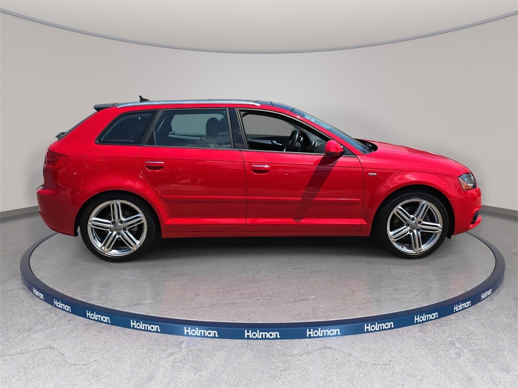 2013 Audi A3 2.0T Premium Plus photo 2