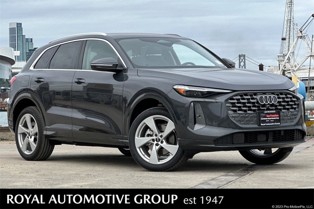 2025 Audi New Q5 Premium Plus's photo