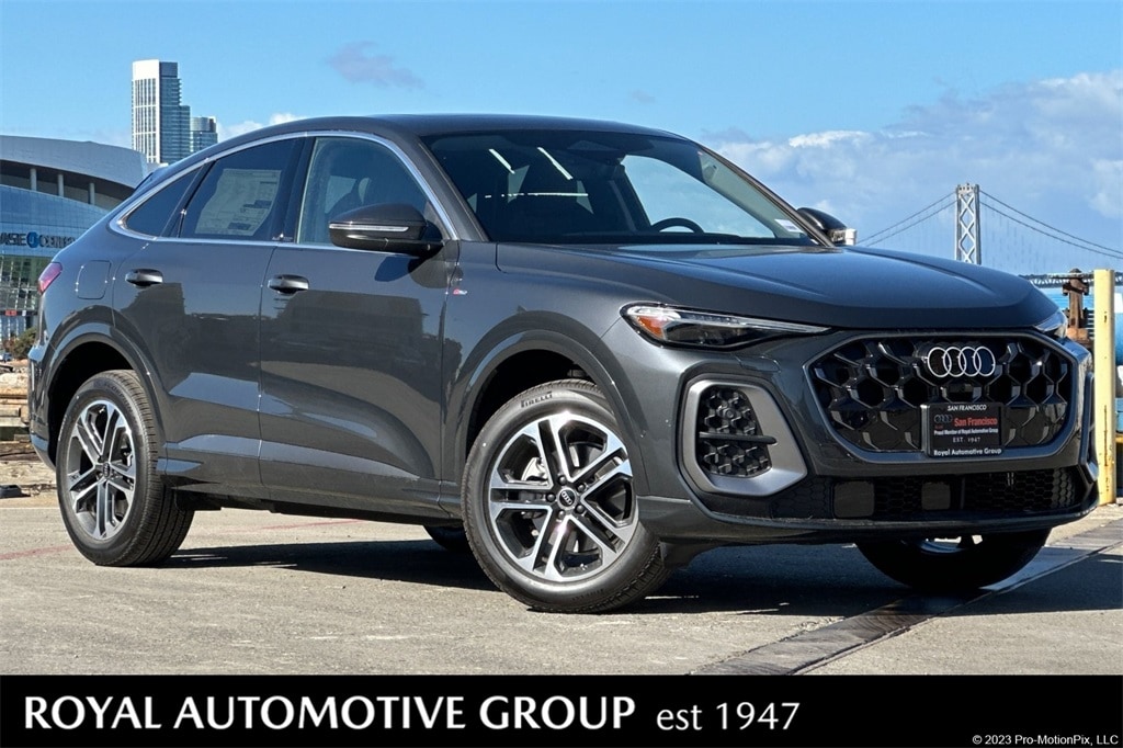 2025 Audi New Q5 Sportback Premium Plus's photo