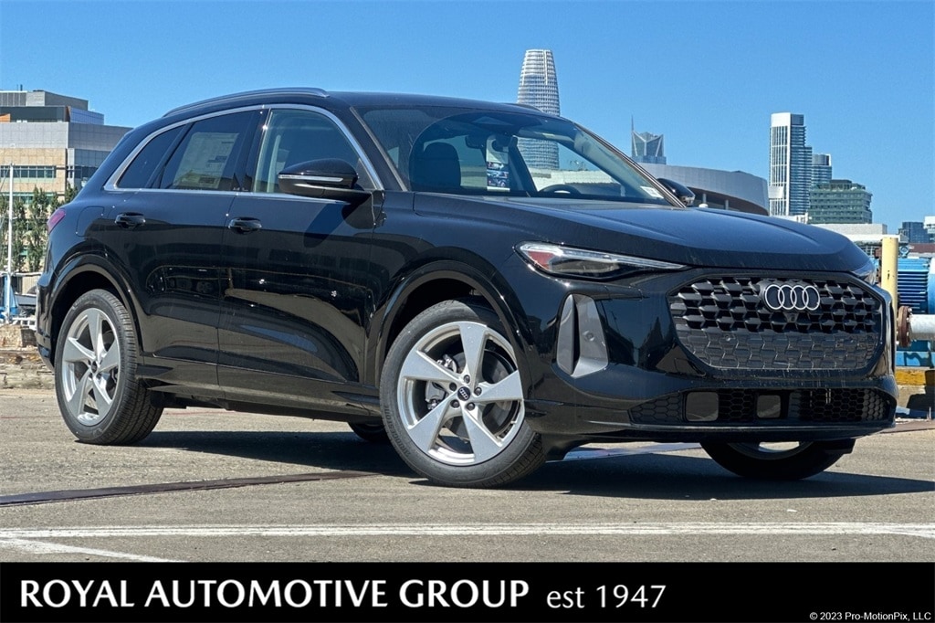 2025 Audi New Q5 Prestige's photo
