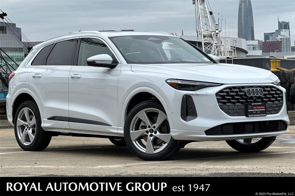 2025 Audi New Q5 Premium Plus's photo