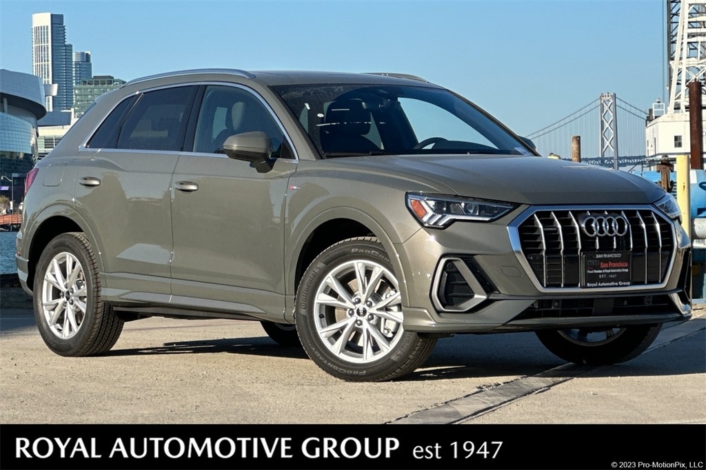 2025 Audi Q3 S Line Premium's photo