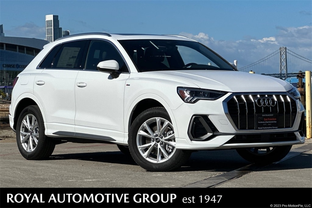 2025 Audi Q3 S Line Premium's photo