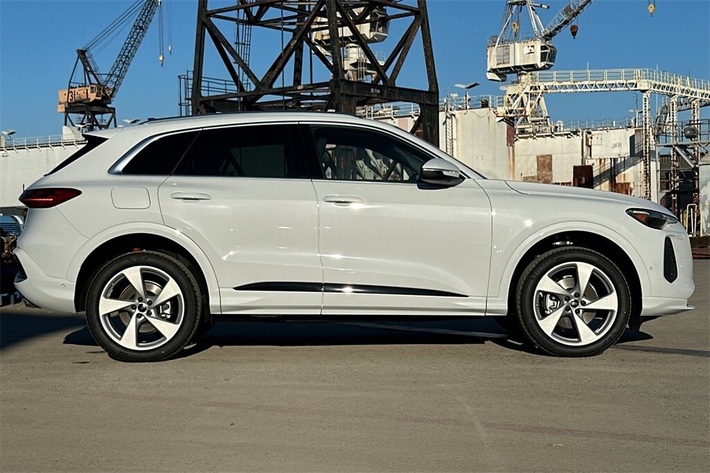 New 2025 Audi All-new Q5 2.0T Premium Plus SUV