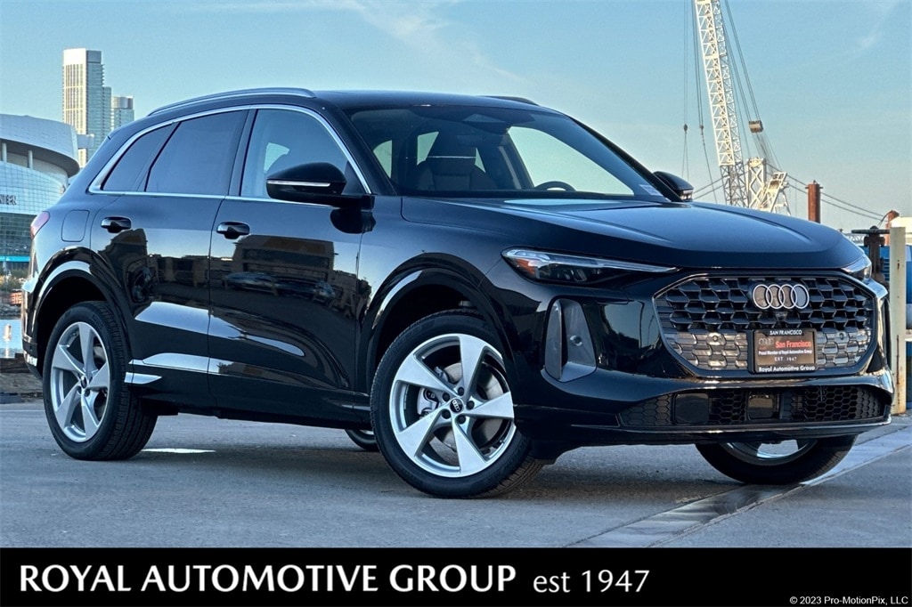 2025 Audi New Q5 Premium Plus's photo