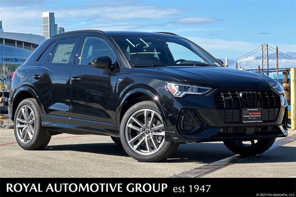 2025 Audi Q3 S Line Premium's photo