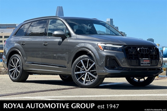 2025 Audi Q7 45 Premium Plus SUV