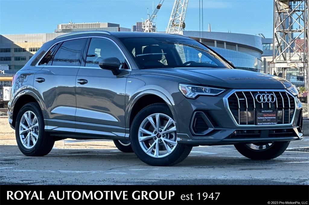2025 Audi Q3 S Line Premium's photo