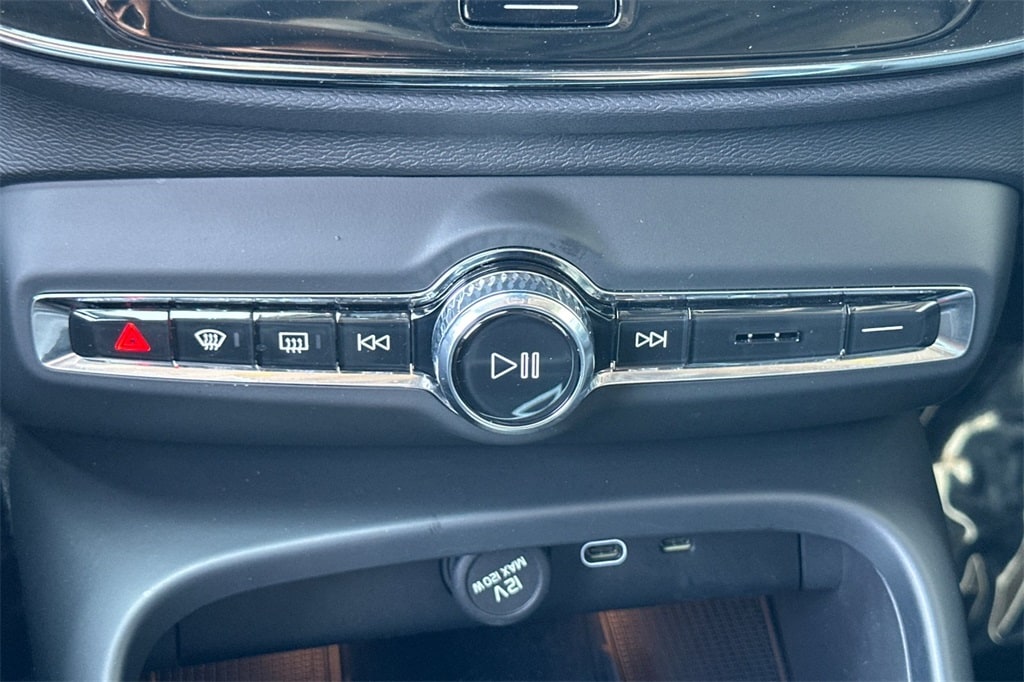 XC40 B5 Plus