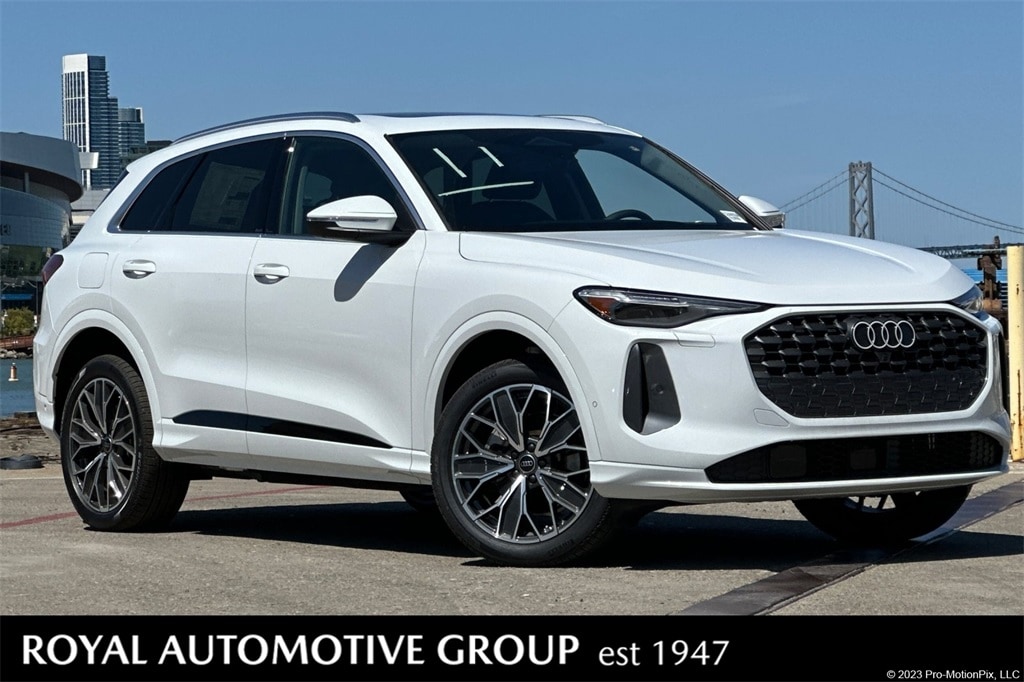 2025 Audi New Q5 Premium Plus's photo