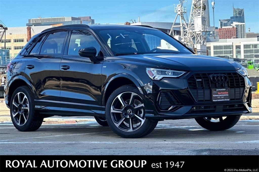 2025 Audi Q3 S Line Premium Plus's photo
